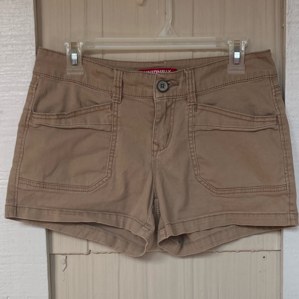 UNIONBAY Woman’s Khaki Shorts